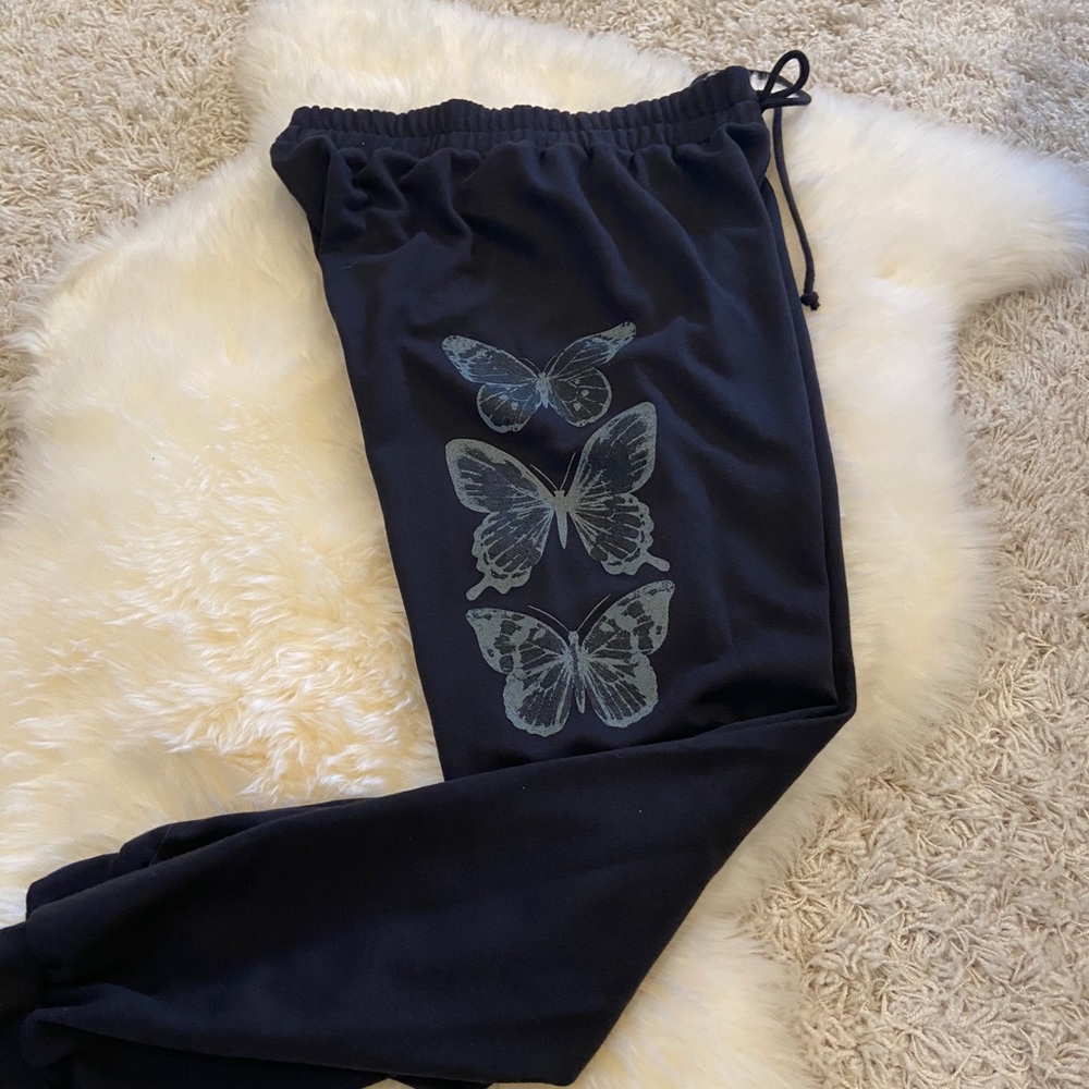 NWT Butterfly Sweatpants